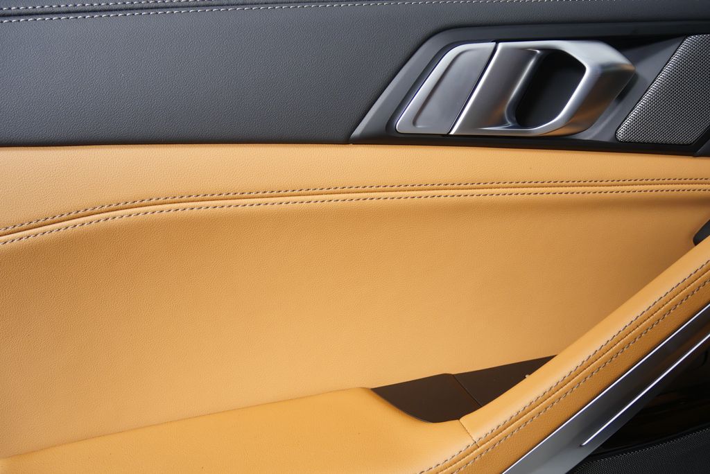 Thumbnail: 2026 BMW X6 - 14