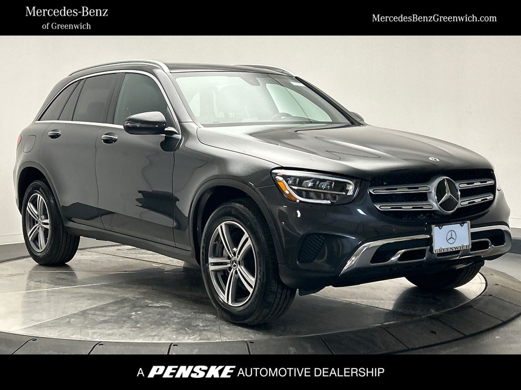 2020 Mercedes-Benz GLC 300 Hero Image