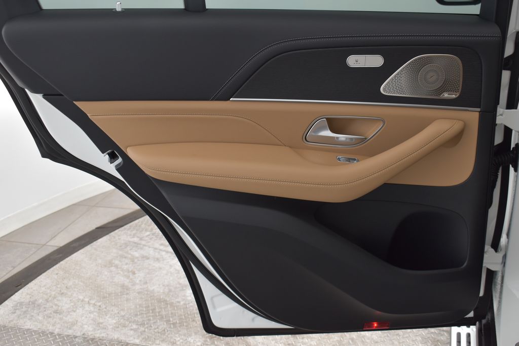 Thumbnail: 2026 Mercedes-Benz GLE - 22