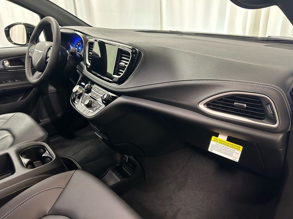 new 2026 Chrysler Pacifica car, priced at $44,999
