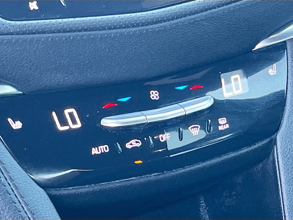 2024 Cadillac XT5 Luxury - Photo 15