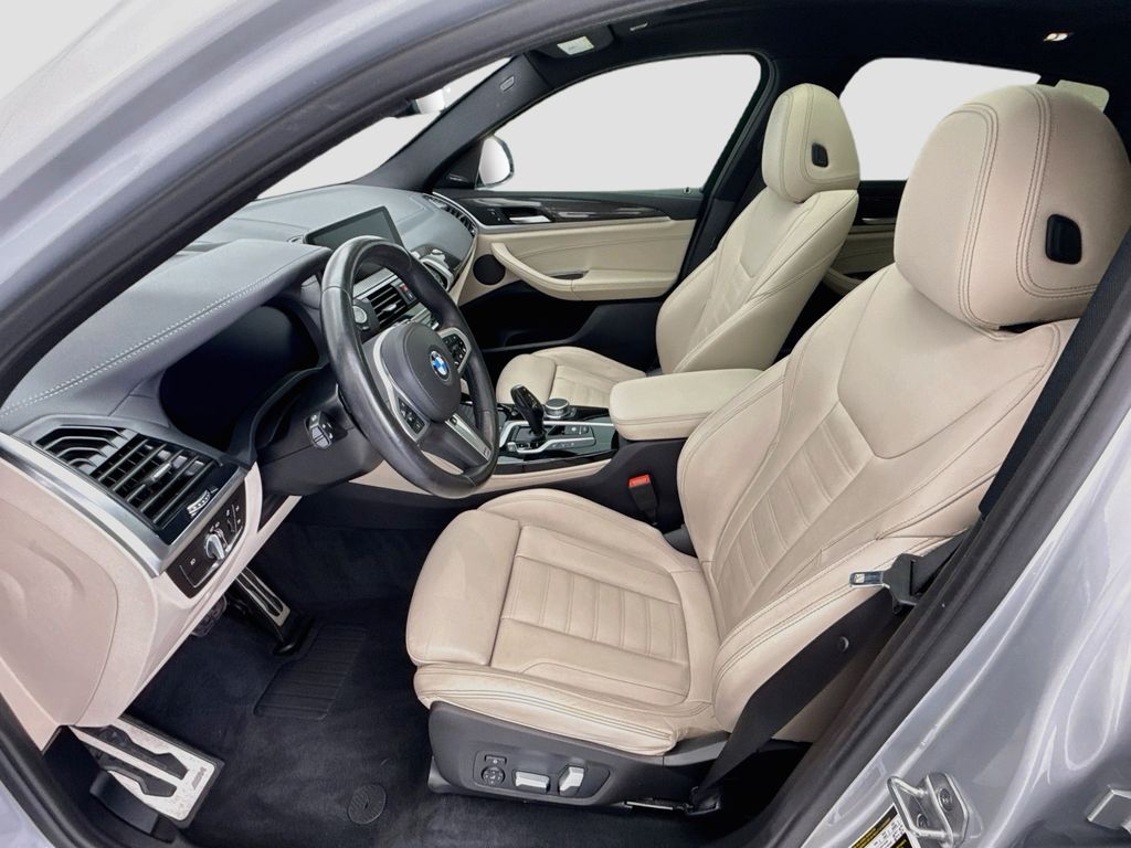 Thumbnail: 2021 BMW X4 - 18