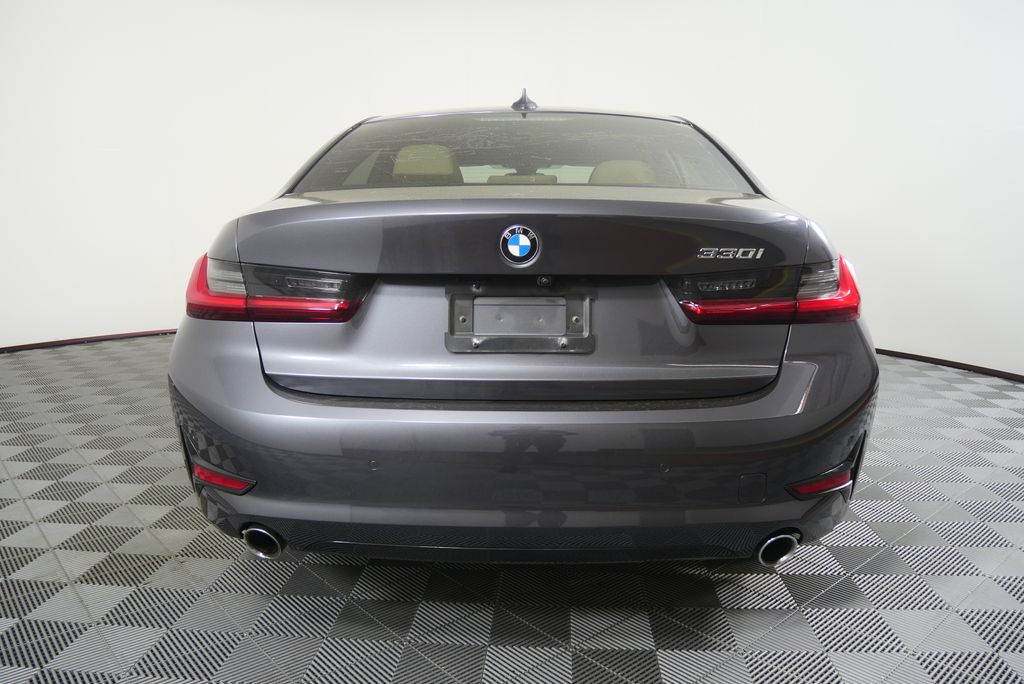 Thumbnail: 2019 BMW 3 Series - 4