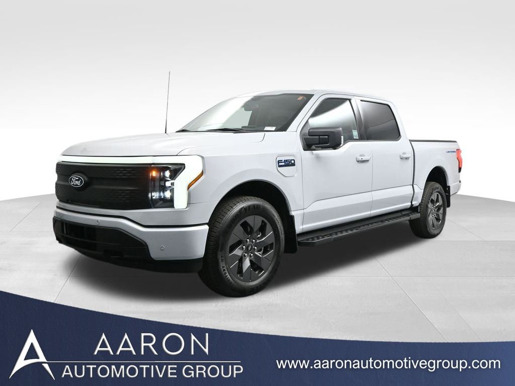White Metallic 2025 Ford F-150 Lightning Flash SuperCrew AWD Pickup Truck All-Wheel Drive Automatic