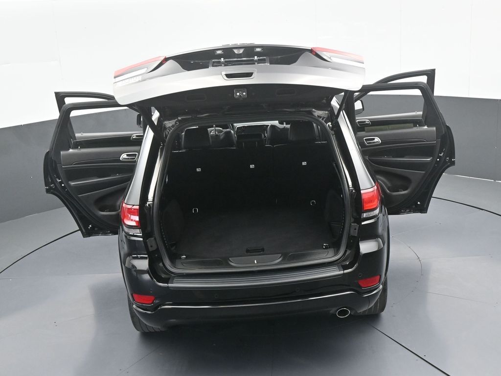 Used 2020 Diamond Black Crystal Pearlcoat Jeep Altitude image 68