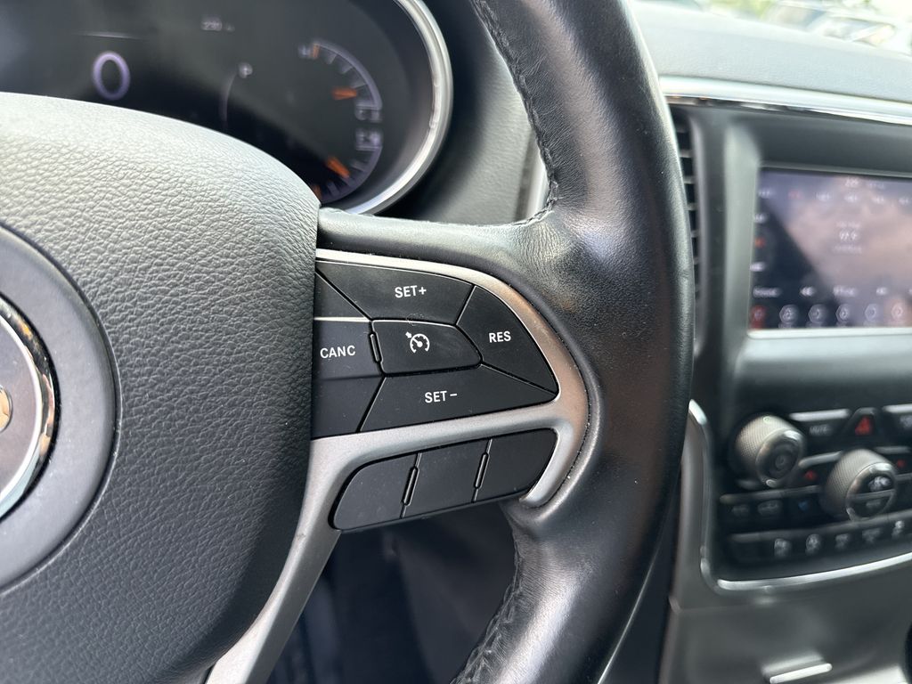 2020 Jeep Grand Cherokee Laredo E Black at Victoria Chrysler Dodge Jeep Ram