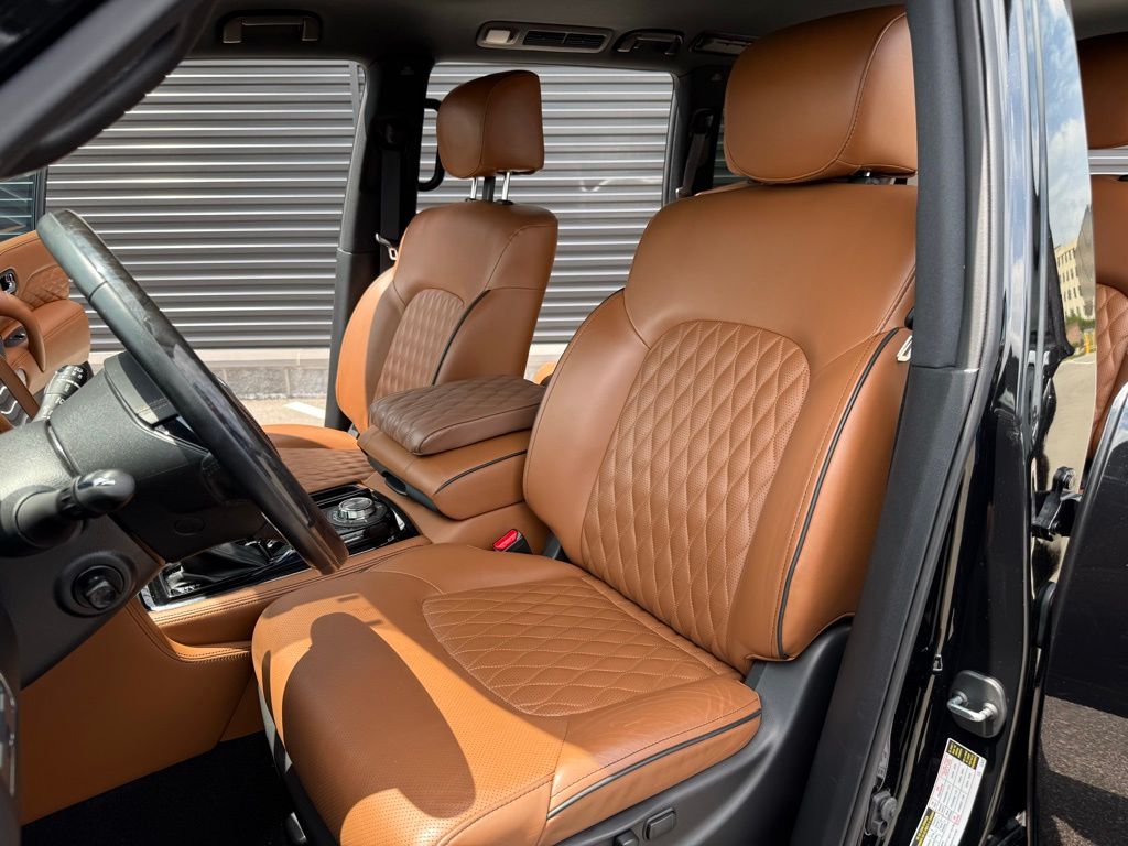 Thumbnail: 2021 INFINITI QX80 - 5