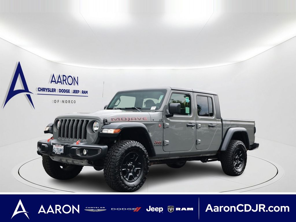 Gray Clearcoat 2022 Jeep Gladiator Pickup Truck Four-Wheel Drive 8-Speed Automatic