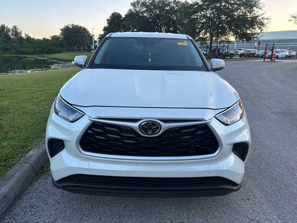 Thumbnail: 2021 Toyota Highlander - 8