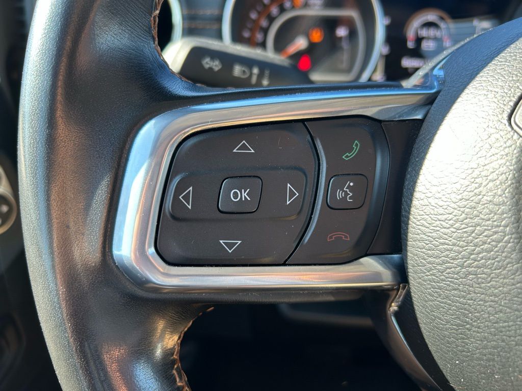 Thumbnail: 2022 Jeep Gladiator - 17