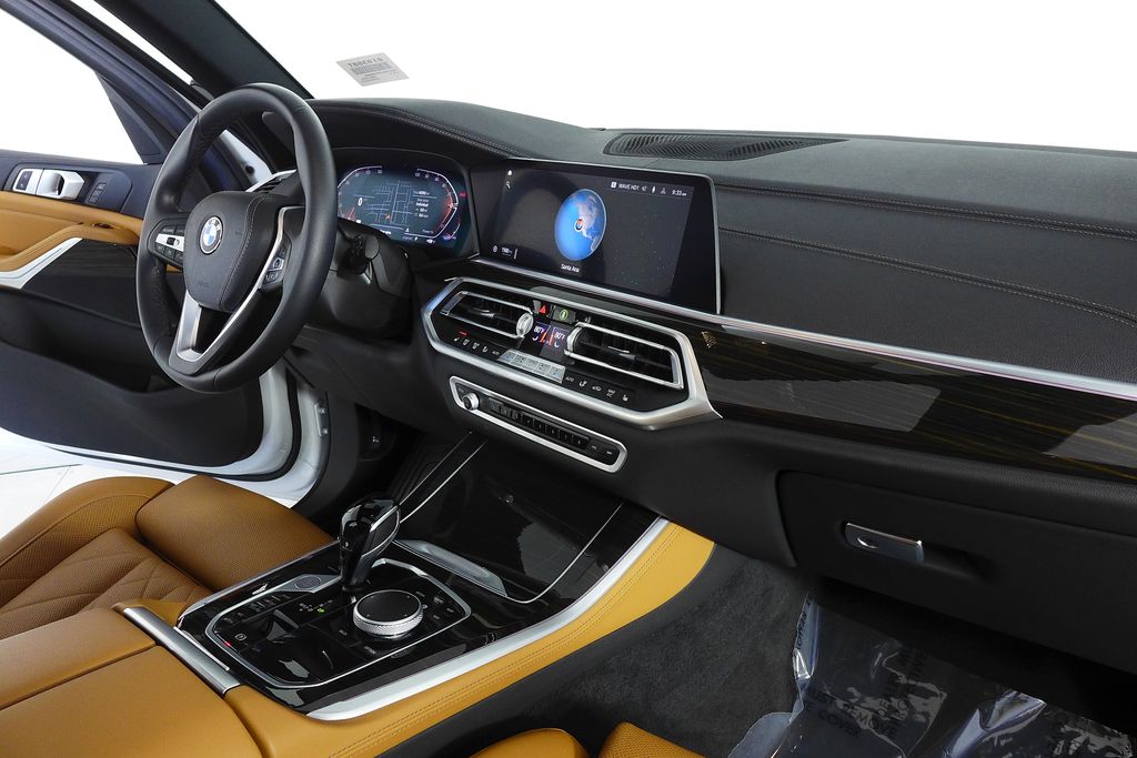 Thumbnail: 2023 BMW X5 - 13