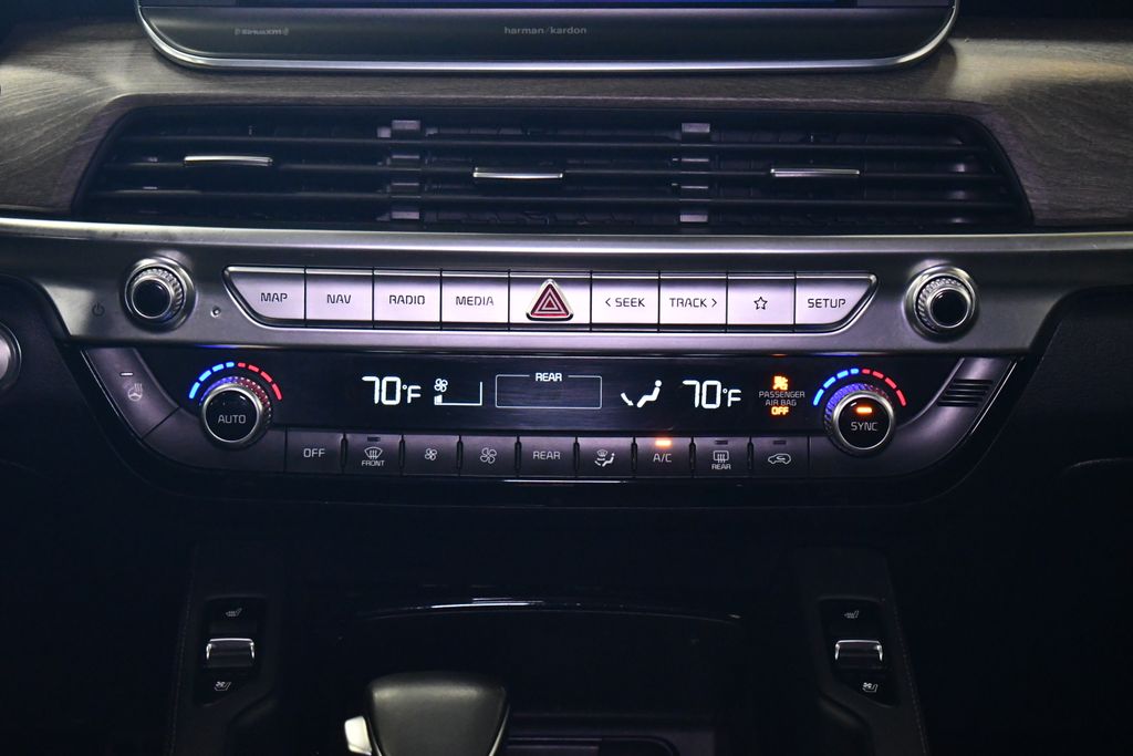 Thumbnail: 2020 Kia Telluride - 19