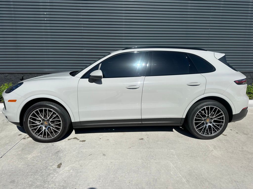 2021 Porsche Cayenne  2