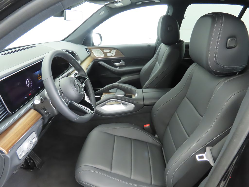 Thumbnail: 2025 Mercedes-Benz GLE - 21