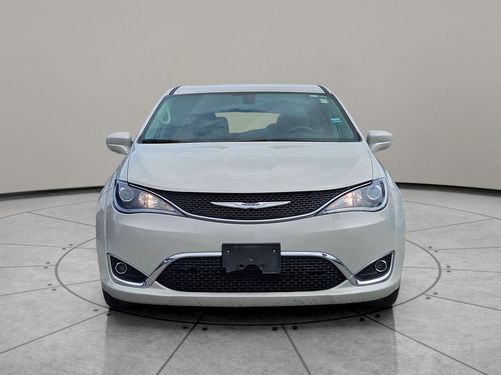 Used Car 2019 Chrysler Pacifica  Touring Plus For Sale Under $20,000 In San Marcos, Texas