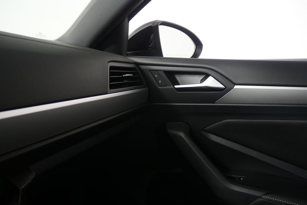 Thumbnail: 2023 Volkswagen Jetta - 29