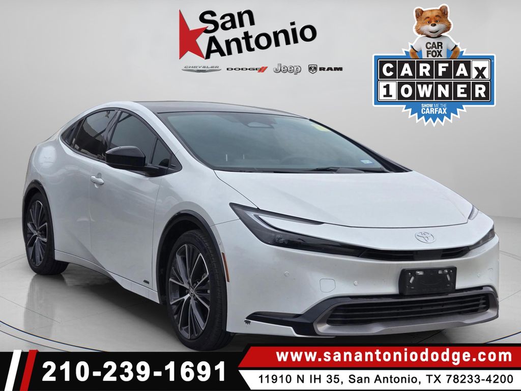 Toyota Prius Limited AWD