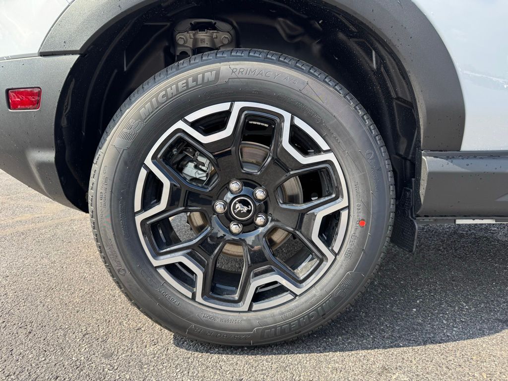 2026 Ford Bronco Sport Outer Banks - 10