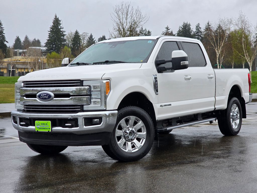 White 2017 Ford F-350 Super Duty Lariat Crew Cab 4WD Pickup Truck Four-Wheel Drive 6-Speed Automatic