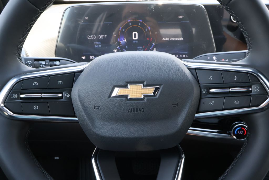 Thumbnail: 2026 Chevrolet Equinox - 21