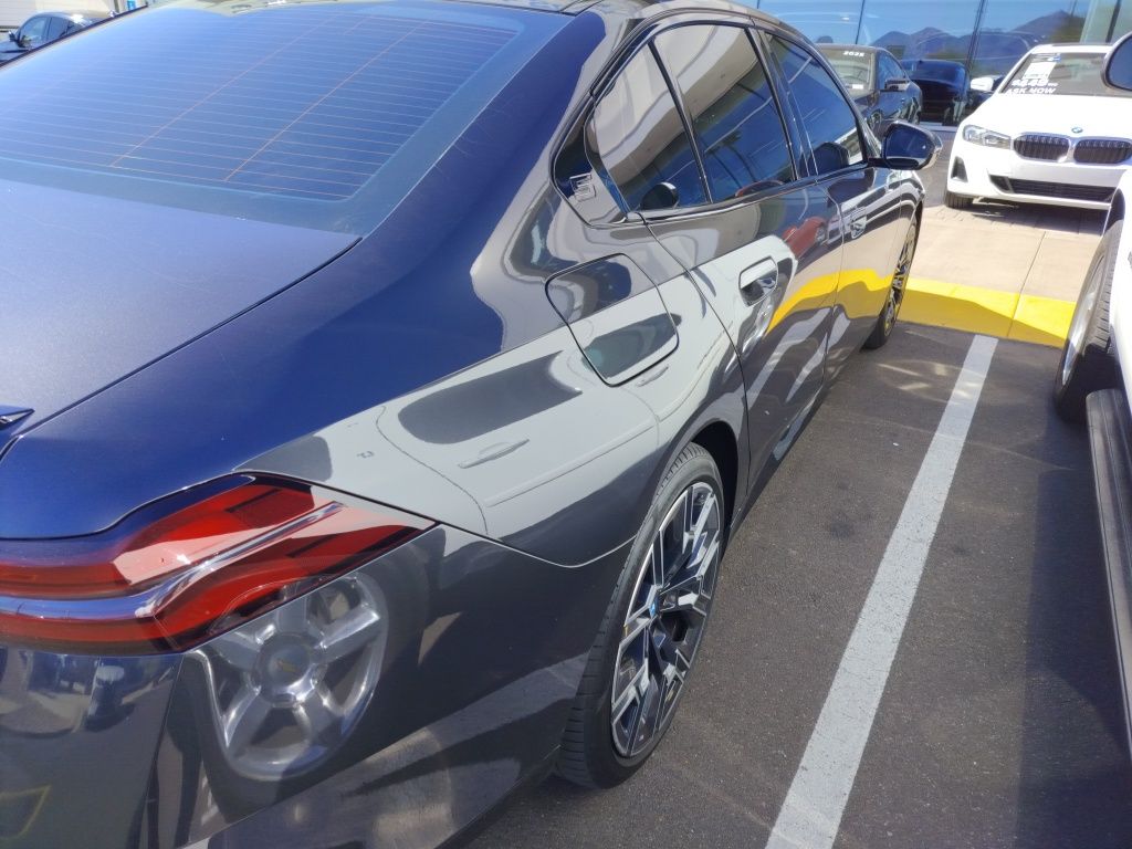 Thumbnail: 2024 BMW i5 - 6