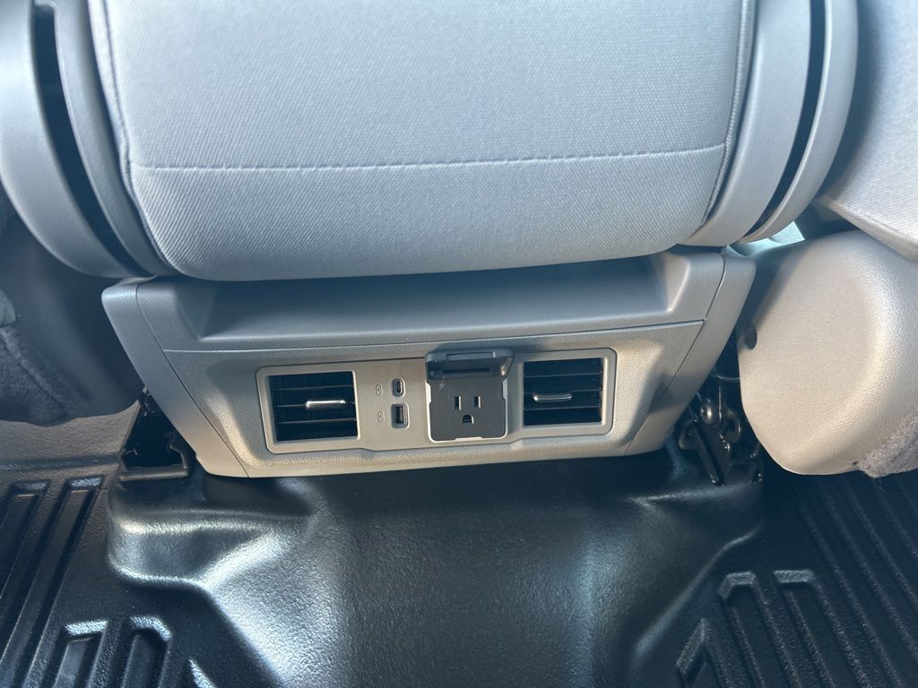 ChevroletSilverado 2500HD11