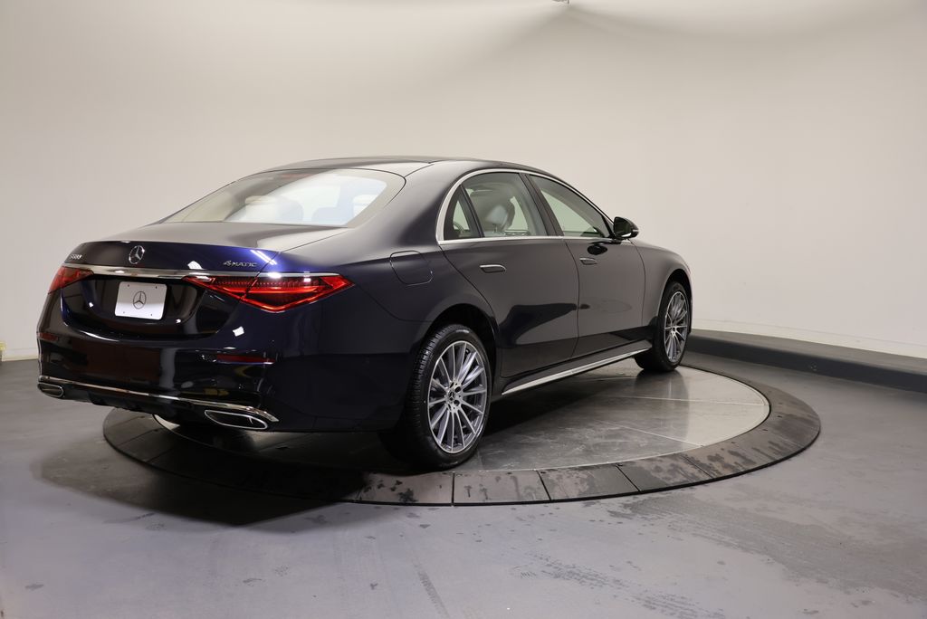 Thumbnail: 2026 Mercedes-Benz S-Class - 7