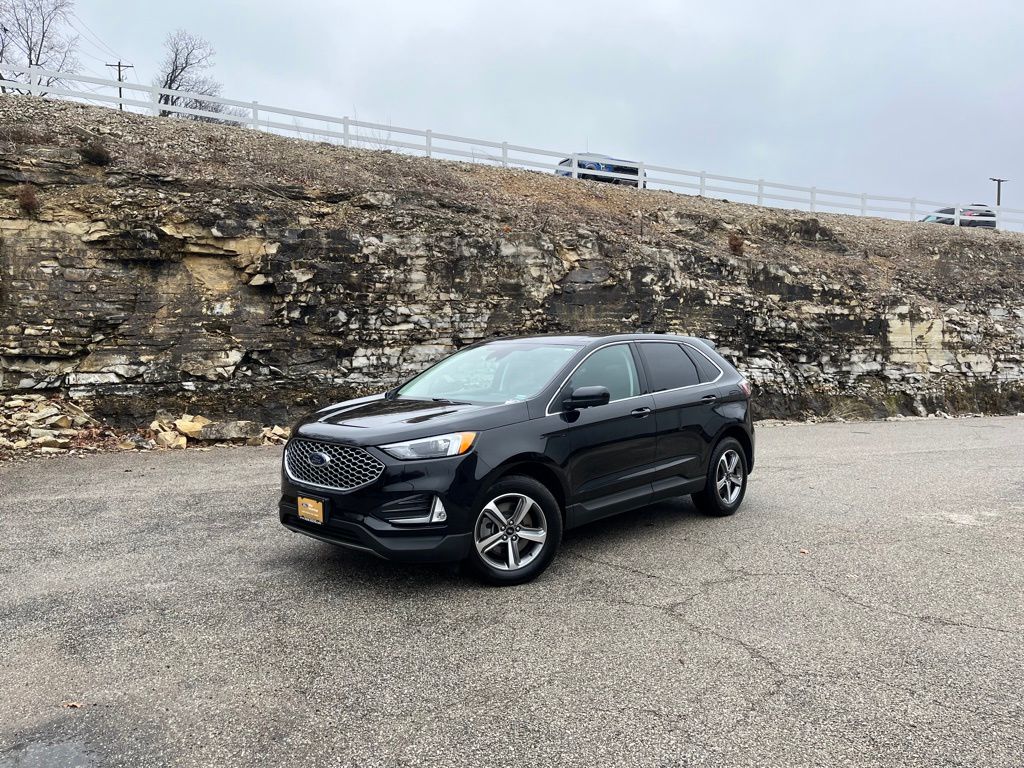 View vehicle photo 2