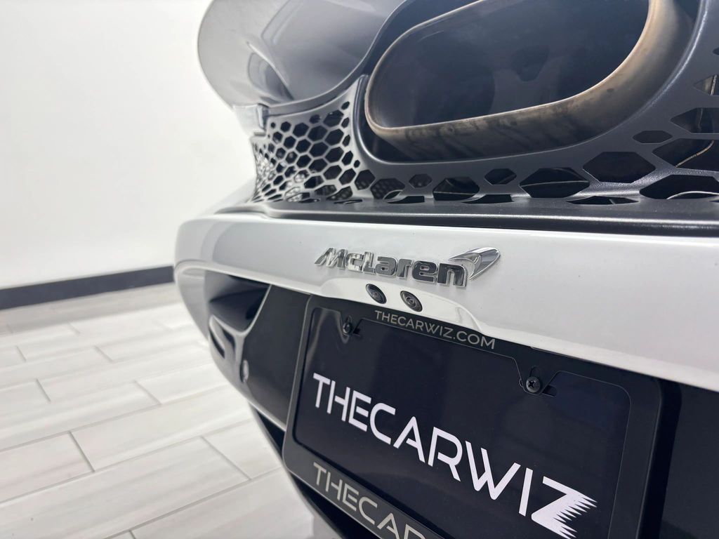 2024 McLaren 750S