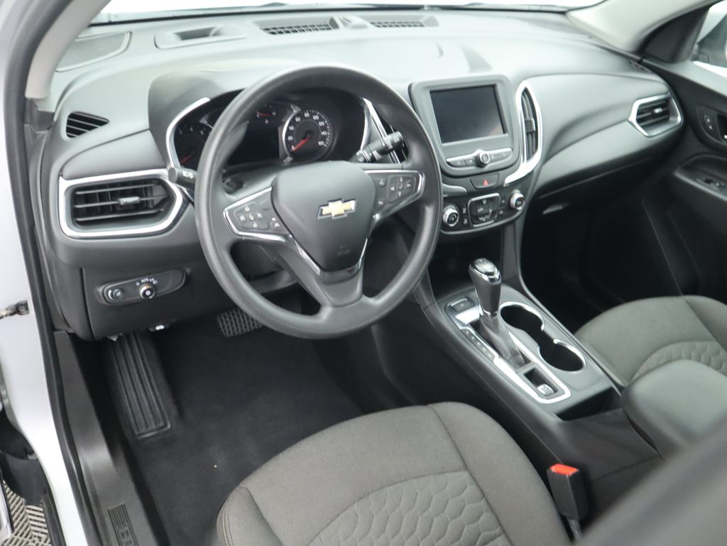 Thumbnail: 2021 Chevrolet Equinox - 9