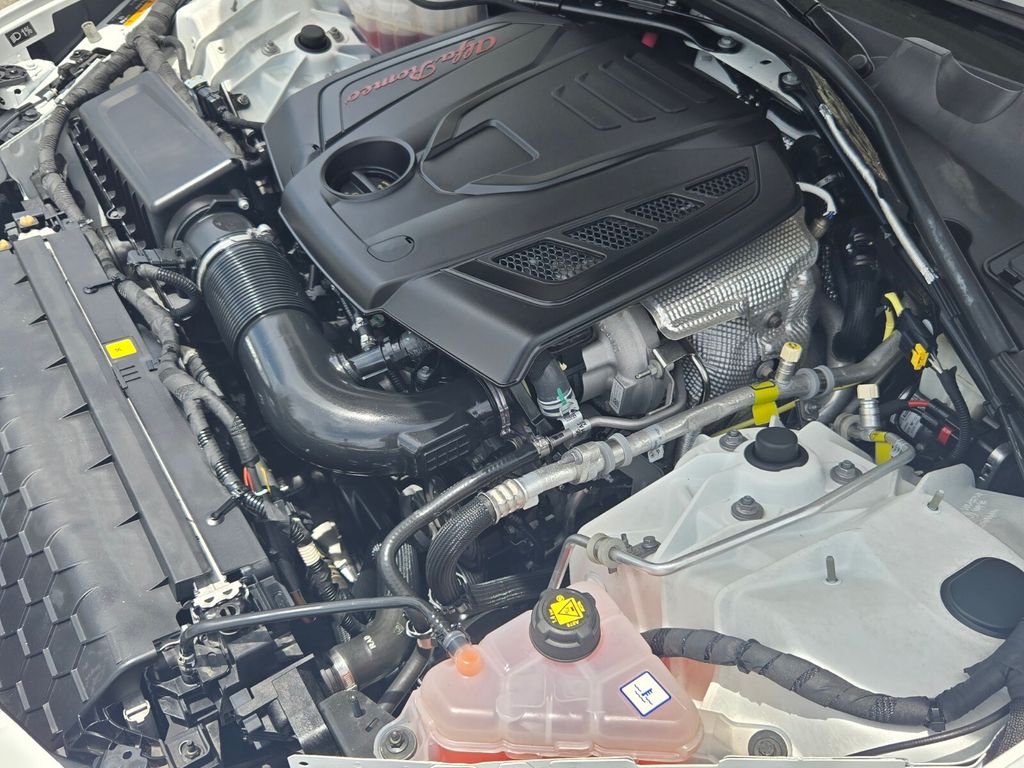 2021 Alfa Romeo Giulia - $23,383