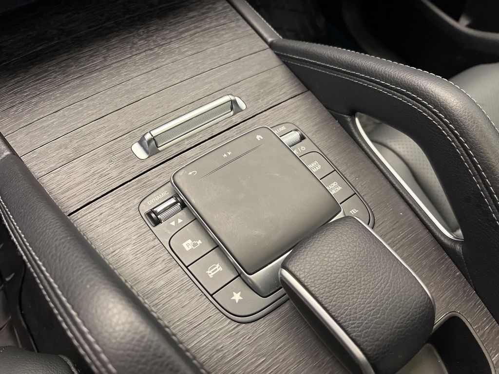 Thumbnail: 2022 Mercedes-Benz GLE - 21