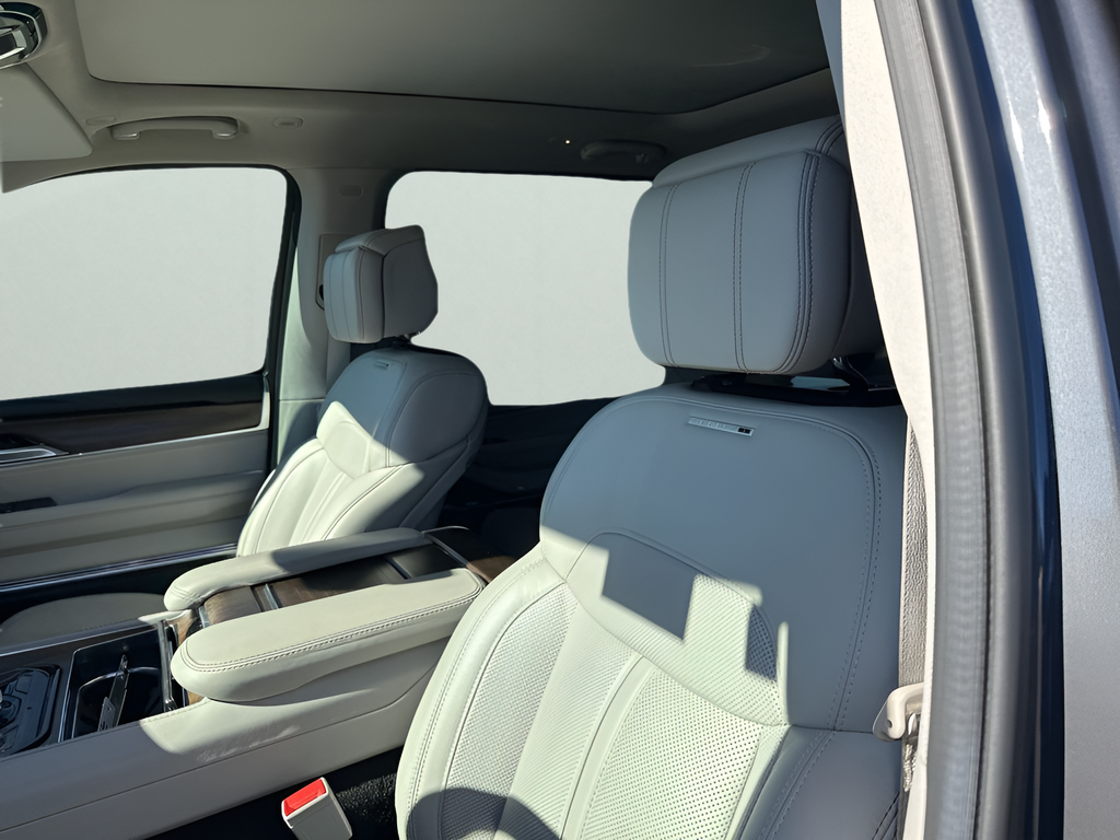 Used Car 2022 Jeep Grand Wagoneer  Series I For Sale Under $50,000 In Austin, Texas