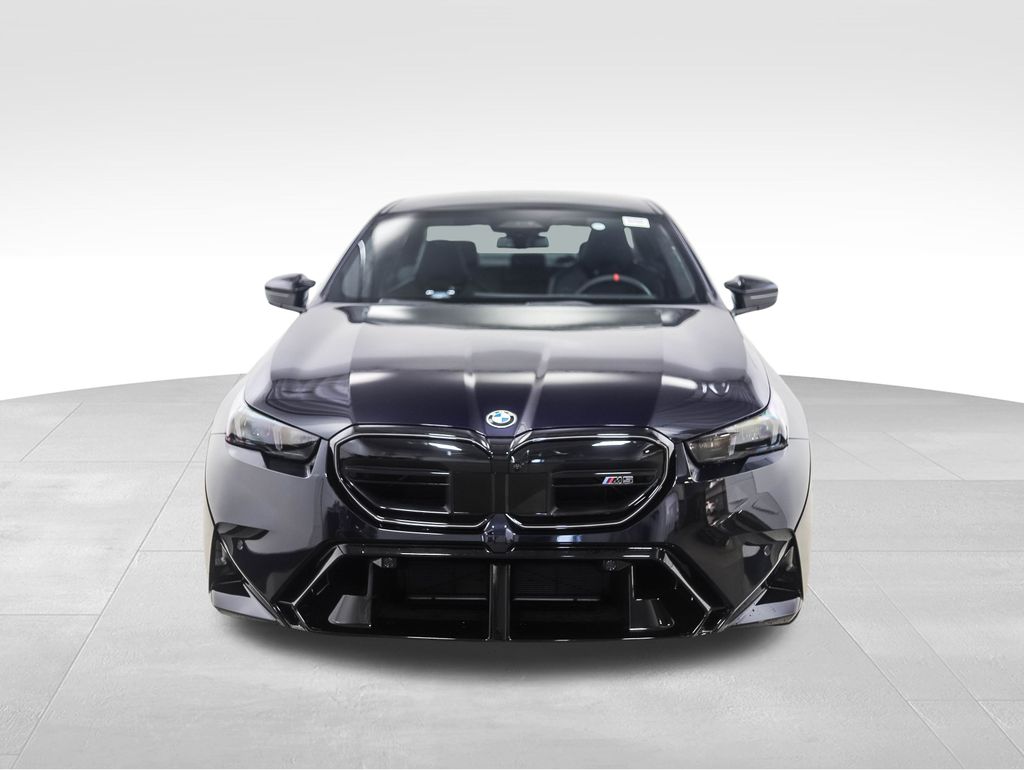 2025 BMW M5 Base 8
