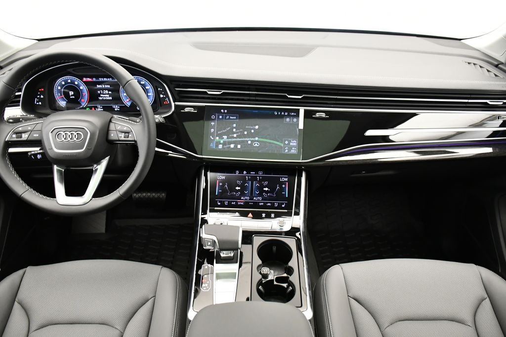 Thumbnail: 2025 Audi Q7 - 20