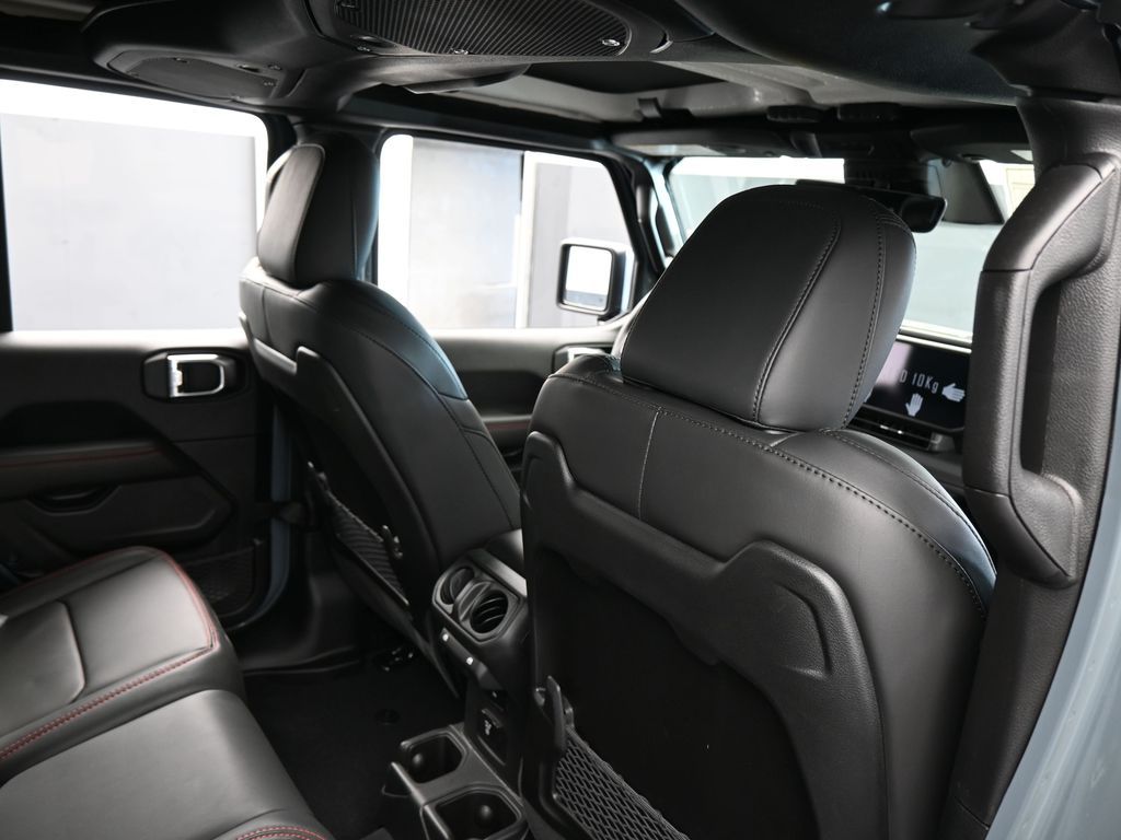 New 2026 Anvil Clearcoat Jeep Rubicon image 36