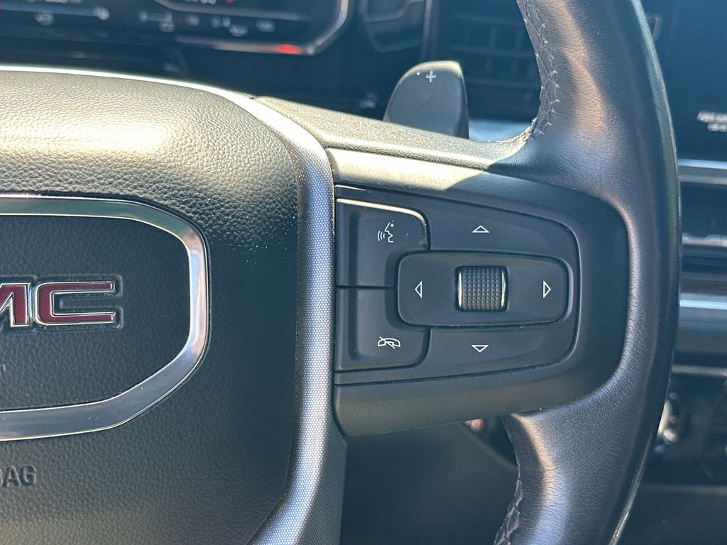 Used 2022 Onyx Black GMC Elevation image 25