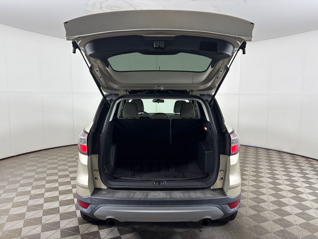 Used 2017 Gold Ford SE image 18
