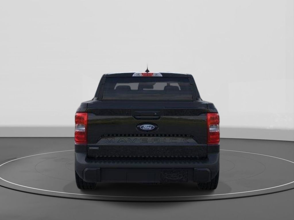 New 2026 Ford Maverick XL 4D Crew Cab