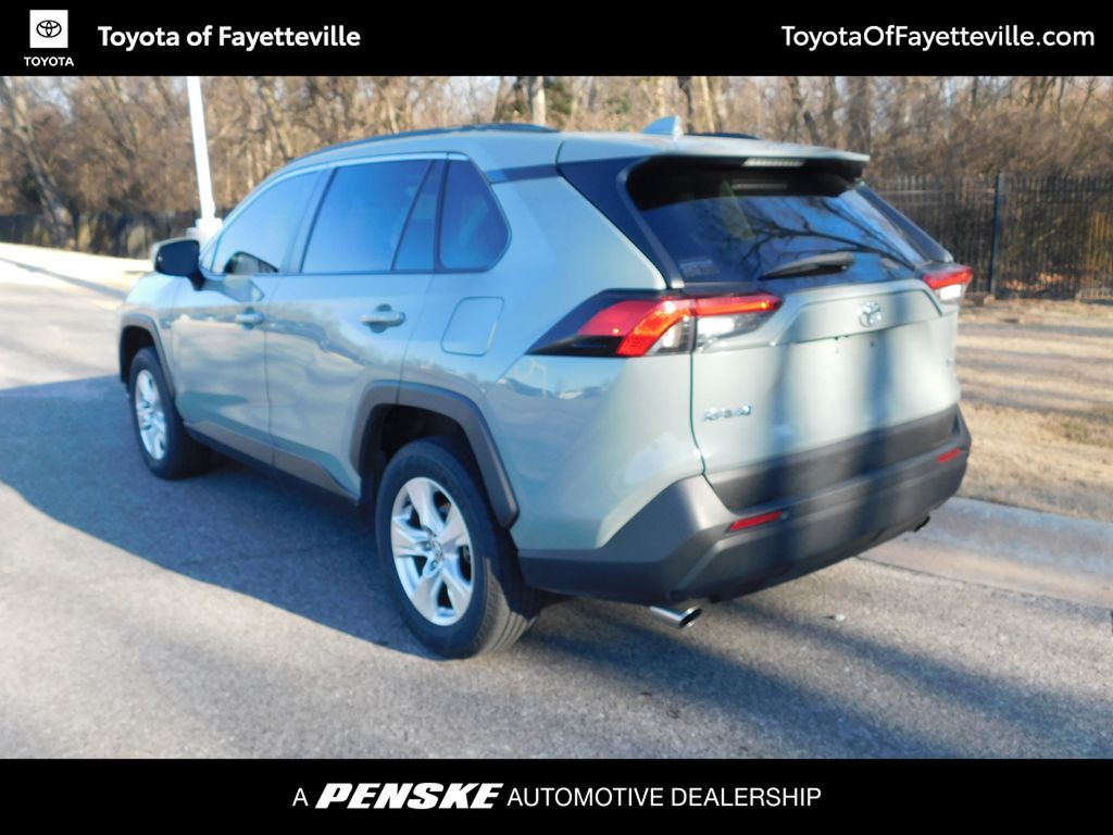 Thumbnail: 2020 Toyota RAV4 - 3