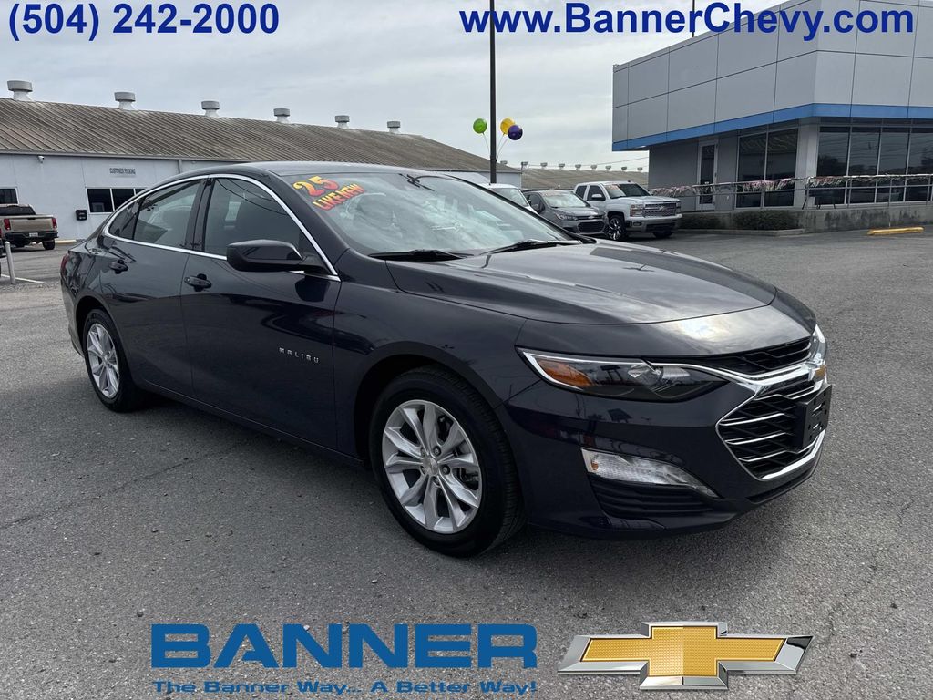2025 Chevrolet Malibu LT with 1LT FWD