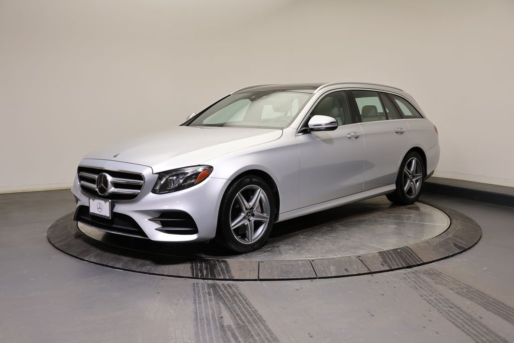 Thumbnail: 2019 Mercedes-Benz E-Class - 3
