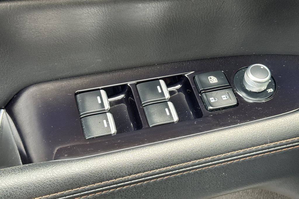 Used 2019 Black Mazda Grand Touring image 14
