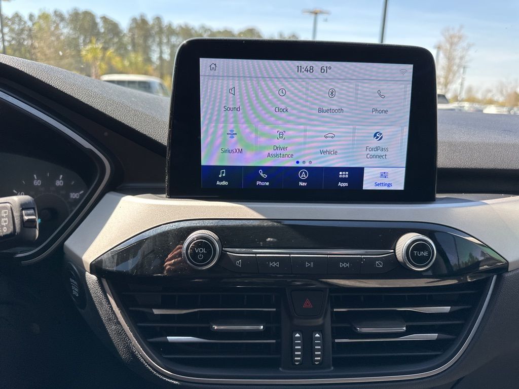 2021 Carbonized Gray Metallic Ford Escape SE FWD SUV