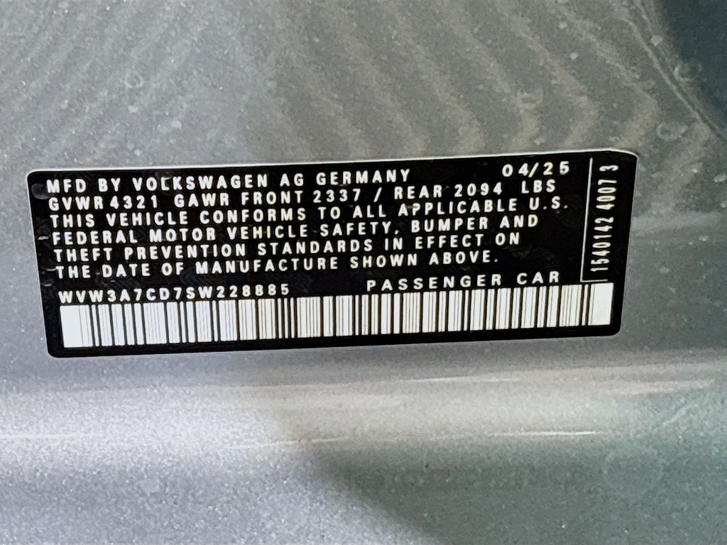 2025 Volkswagen Golf GTI 2.0T SE