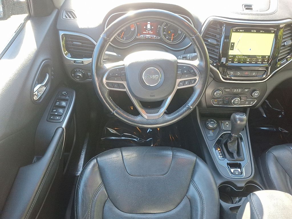 Thumbnail: 2019 Jeep Cherokee - 11