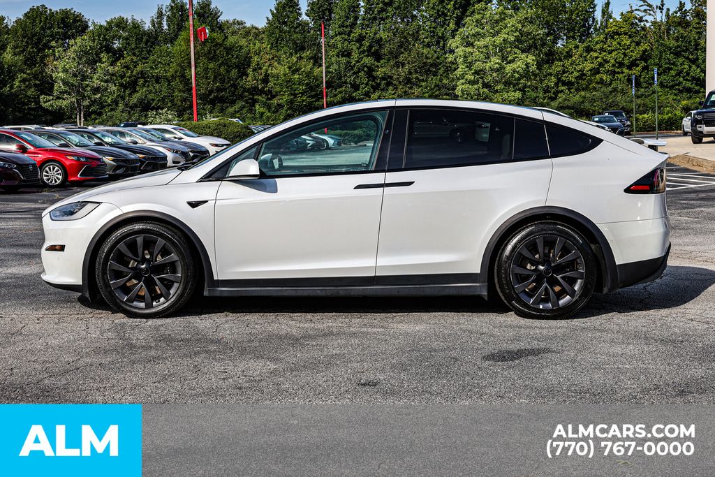 Used 2023 White Tesla Standard Range image 10