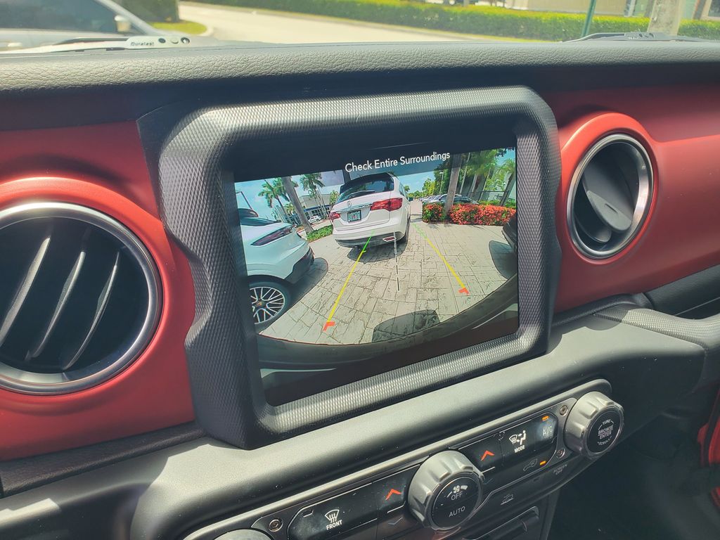2022 Jeep Wrangler - $31,998