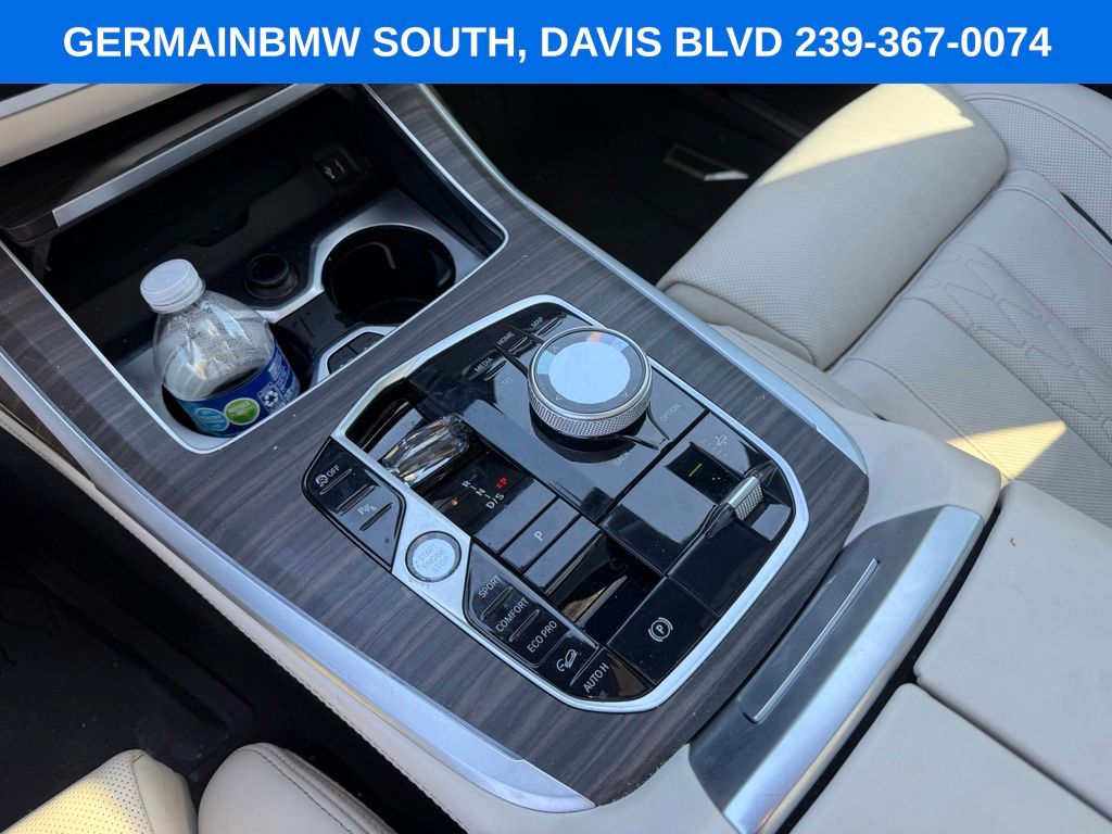 Used 2023 White BMW xDrive40i image 24