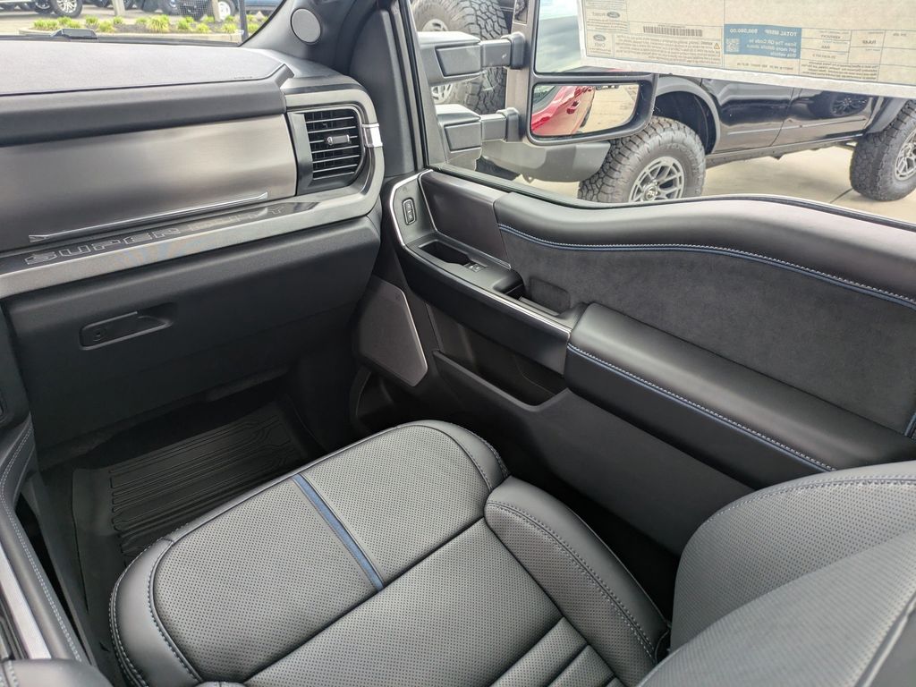 2026 Ford F-250 Super Duty Platinum